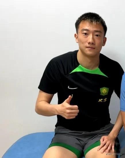 “京津德比”之前北京国安主力国脚球员归队！本赛季第二次京津德比就要打响了，虽然