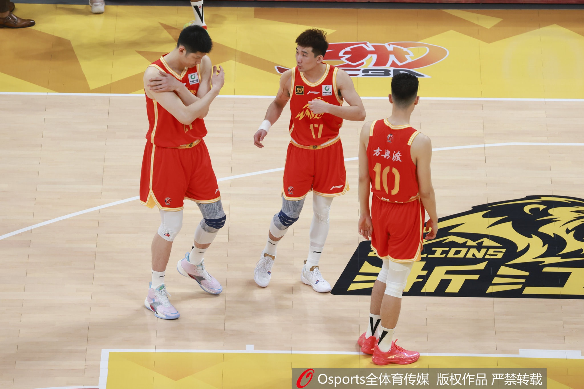 CBA新赛季变革刺激诸强争霸: 40分钟赛制下谁问鼎?