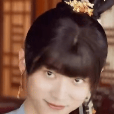 男扮女装始终不如女扮男装好看[笑着哭]​​​
