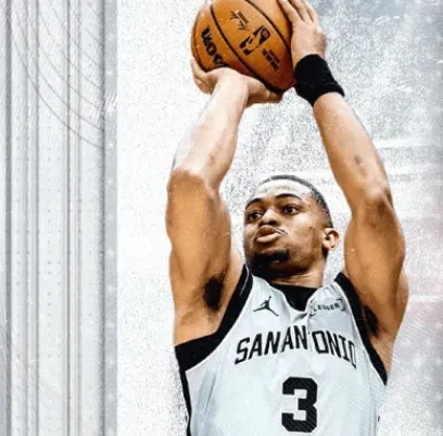 NBA常规赛，马刺以134-119战胜步行者。本场比赛，马刺球员凯尔登-约翰