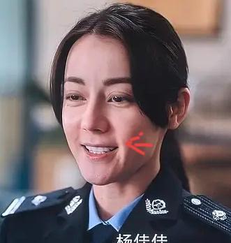 你说迪丽热巴以前是大美女我赞同你说她有异域风情我也同意但你说她抗老耐老
