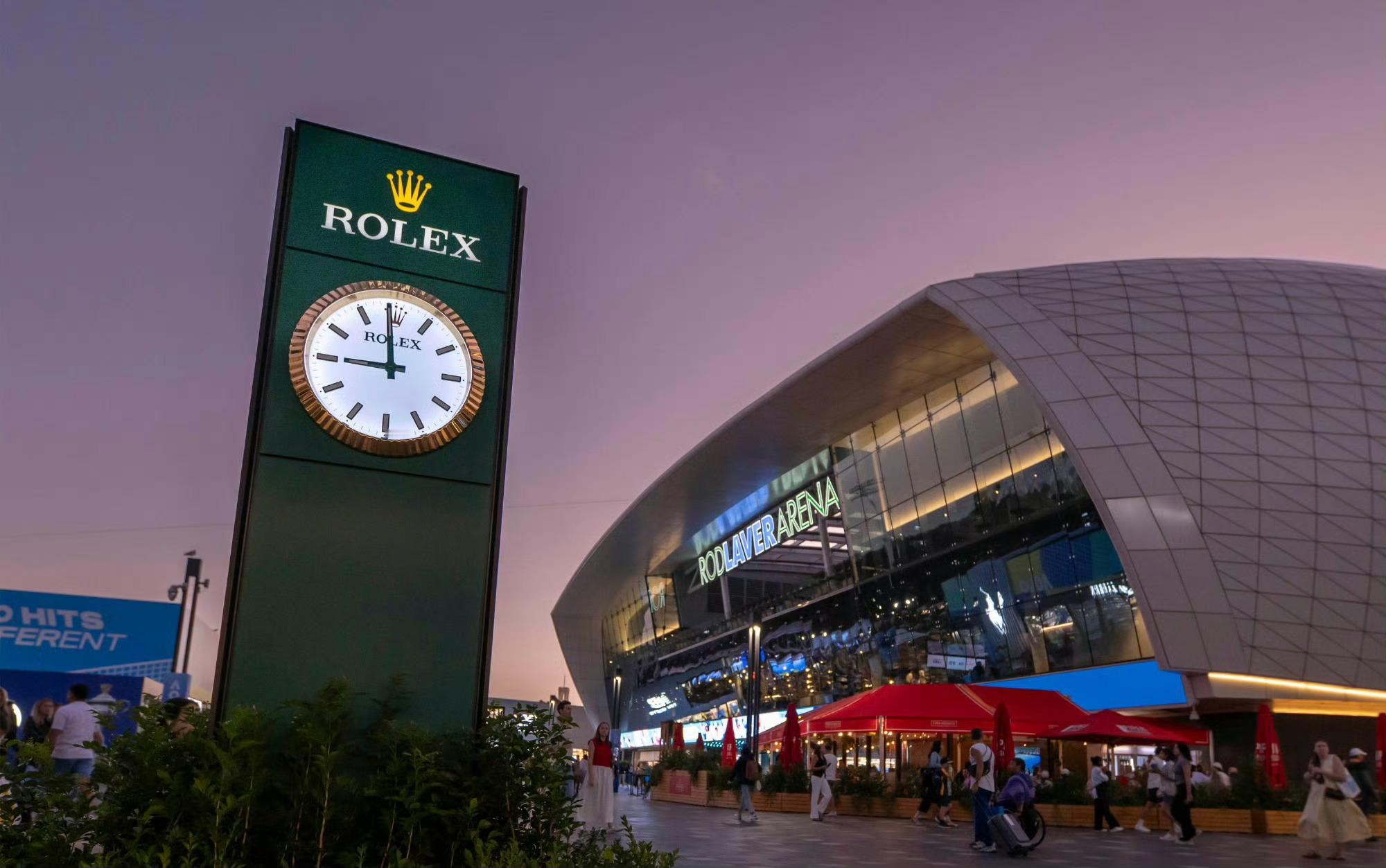 澳网2026澳网第一周比赛落幕，劳力士代言人费德勒时隔六年重返墨尔本为澳网盛大