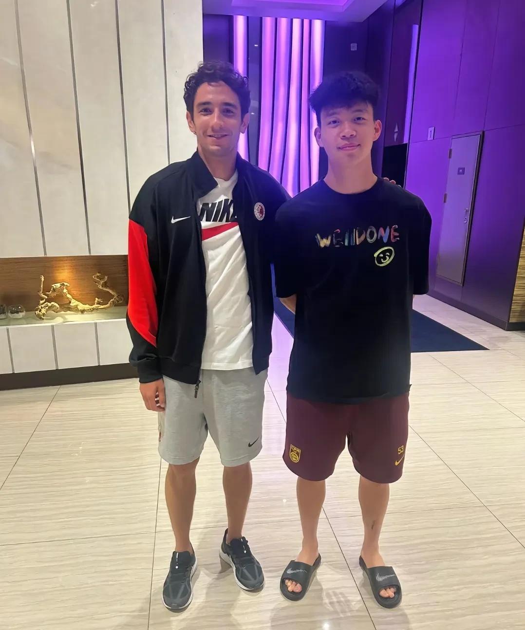 王钰栋用自己的实力征服了对手，来自中国香港的规划球员称赞了王钰栋，并称他是迄今为