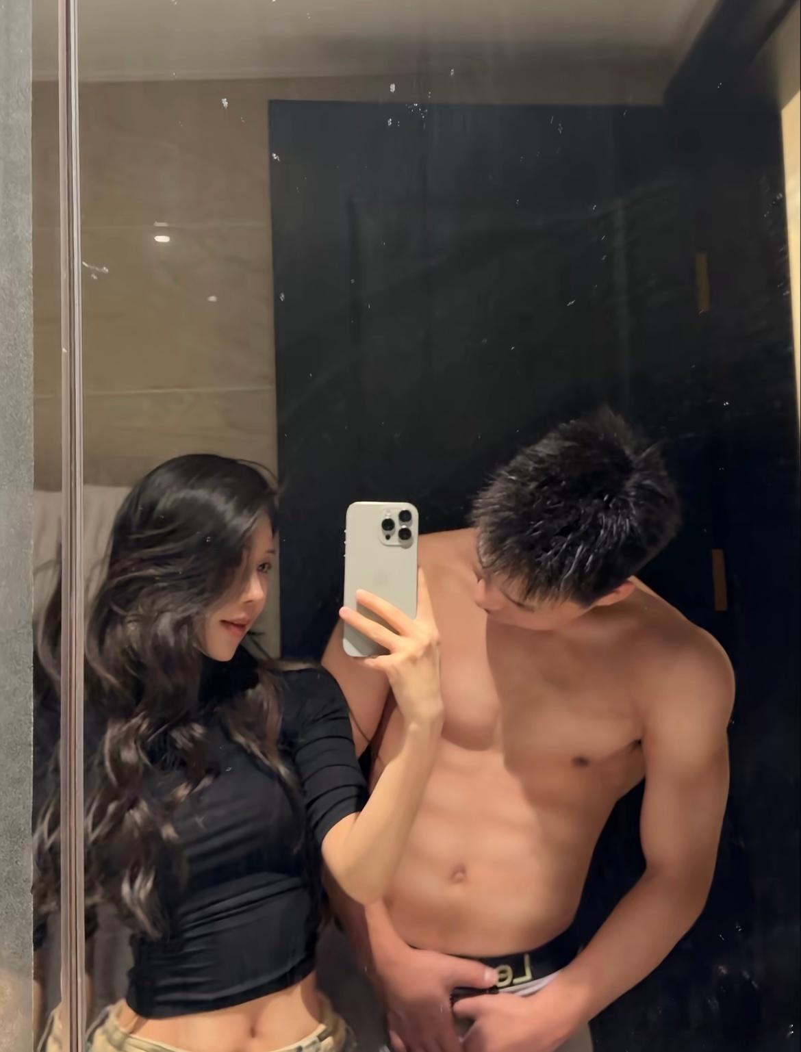 和他在一起最轻松最快乐最幸福