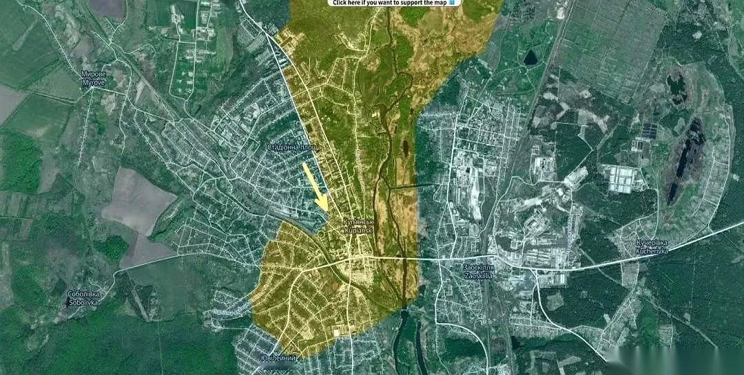 库皮扬斯克这地方，正在上演一场看不见的战争。地面上，俄军的装甲车轧过碎石，士兵