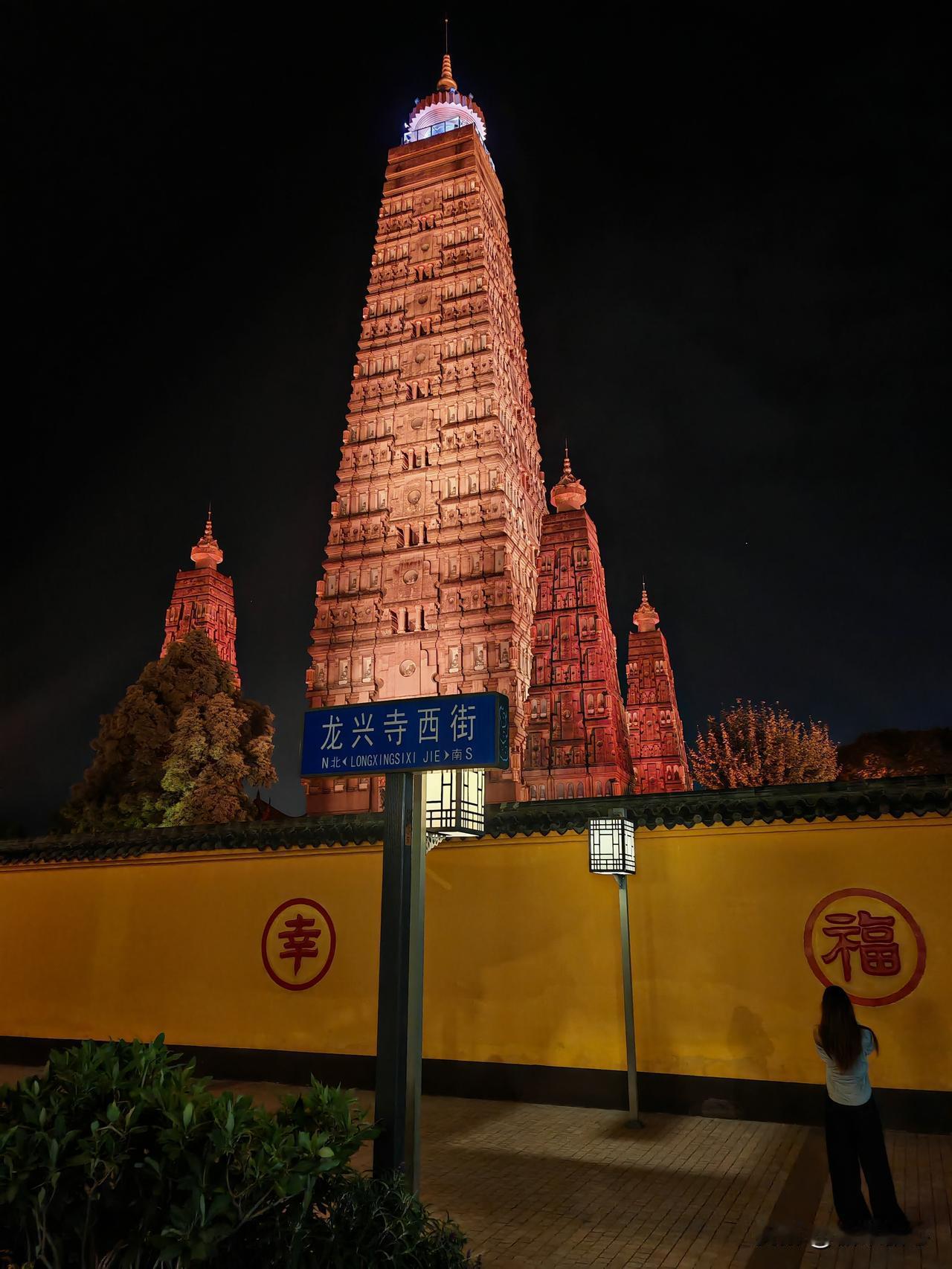 分享我这周有趣的事：彭州：小城慢生活彭州，是距离成都不到1个小时的小城也