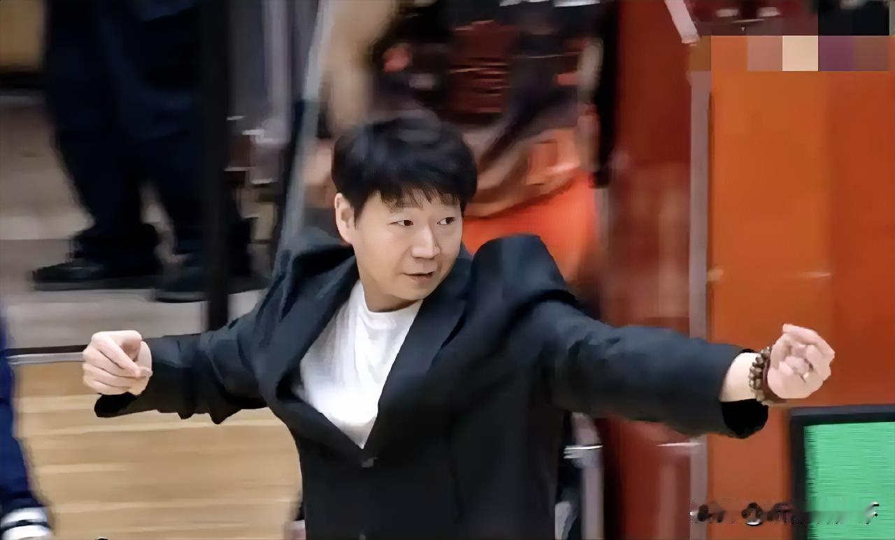 23分大胜辽宁！山东男篮新援集体爆发，但邱彪的“幸福烦恼”才刚开始？夏季联赛
