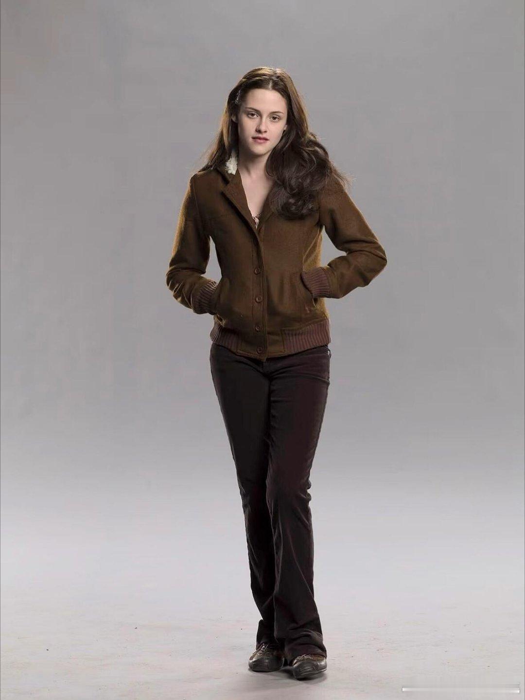 18岁的克里斯汀·斯图尔特暮光之城定妆照~美人就是连头发丝儿都是美的