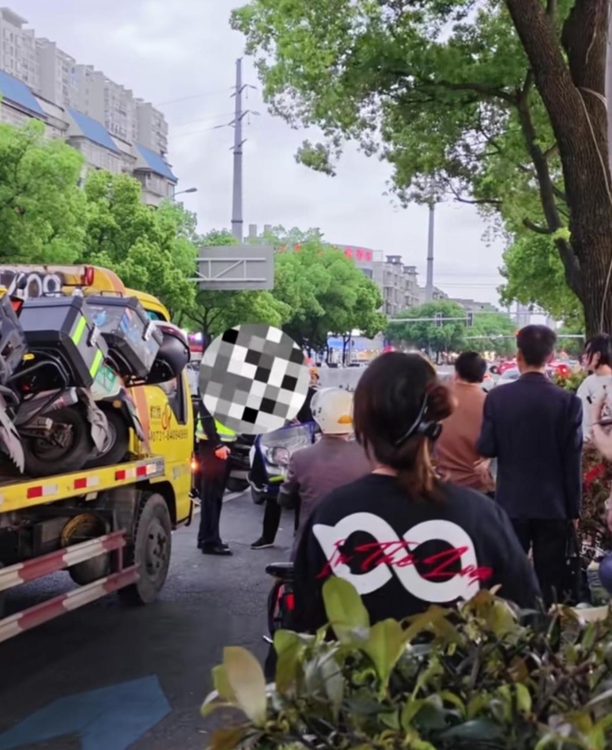 长沙地铁及公交客运强度有望再次提升！获悉，随着4月1日起全国电动车管理新规落地