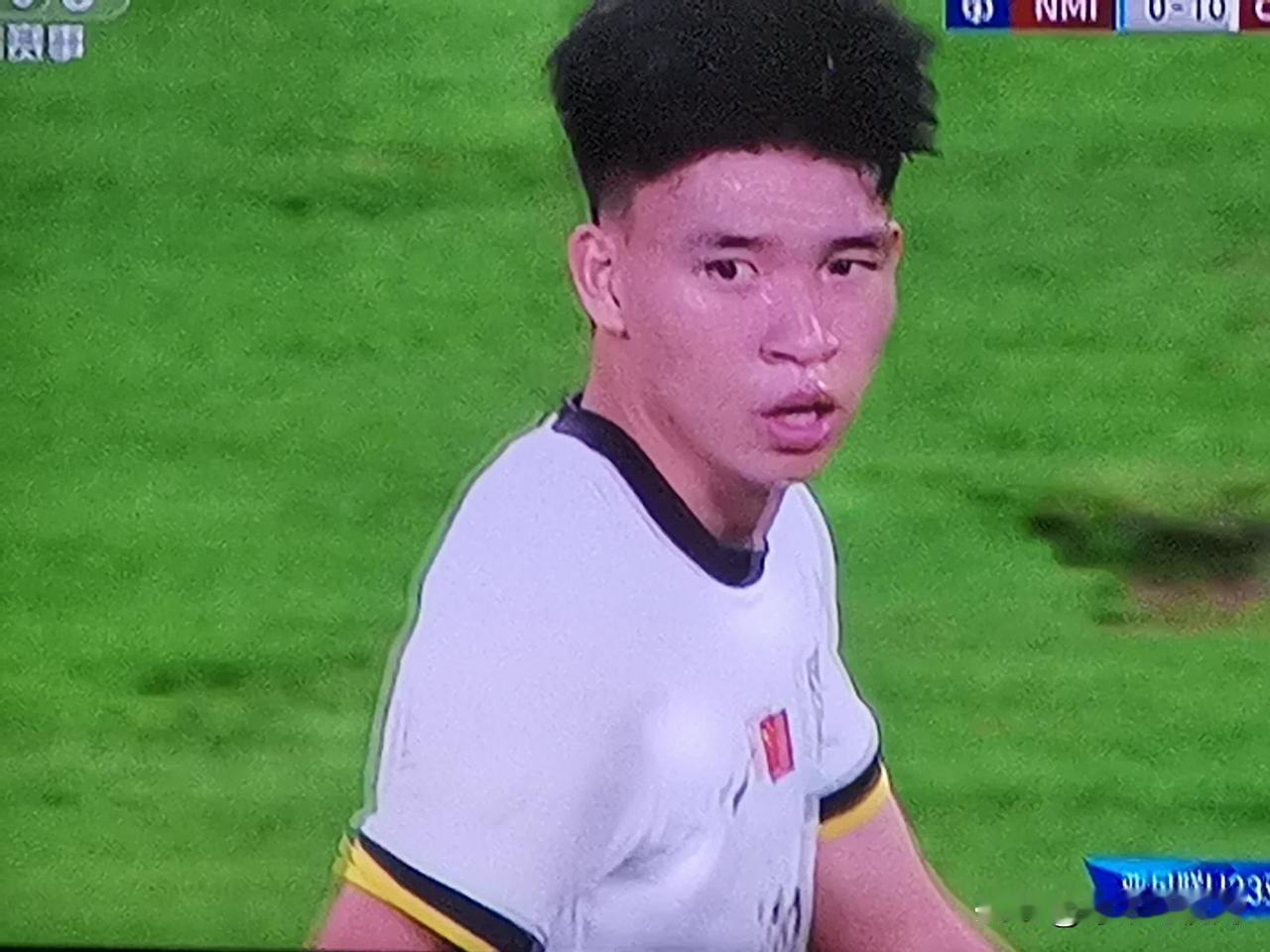 上半场一球，下半场九球。一个人盘活全队。U23亚洲杯小组赛，中国队对阵北马里亚
