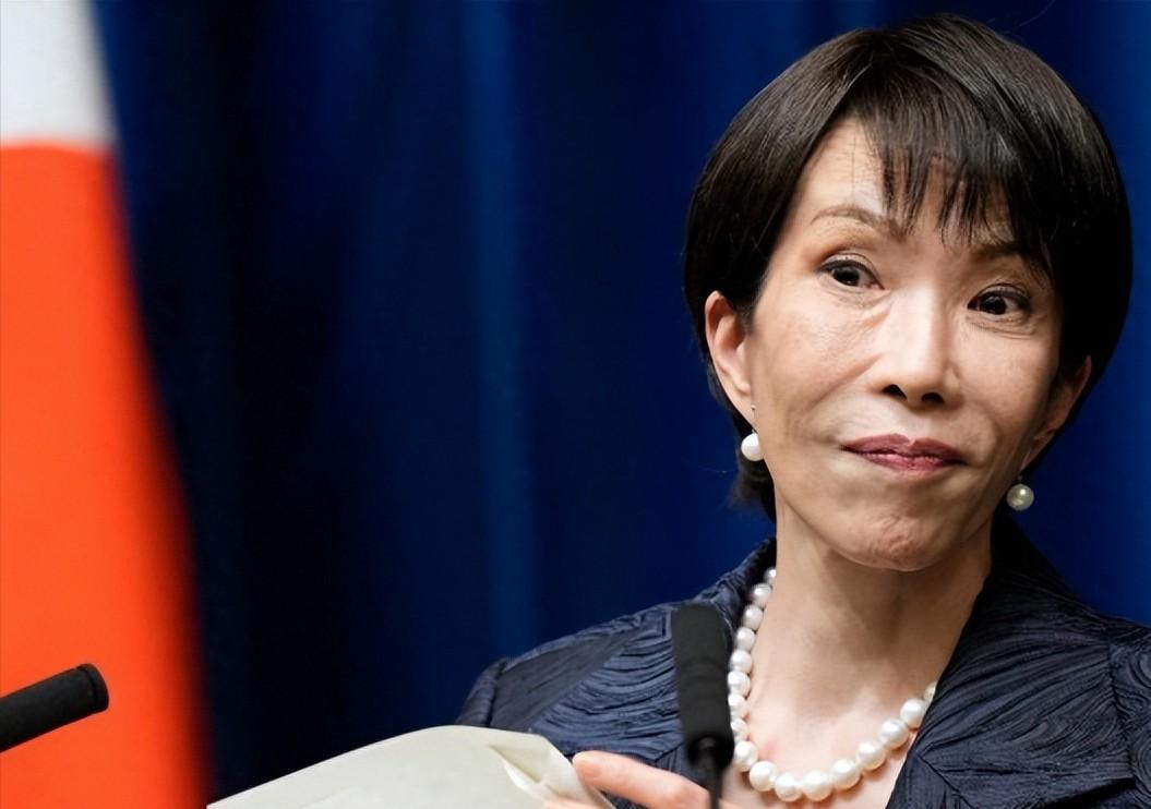 日本人对华到底啥态度？最新民调给出了一个极其撕裂的答案：一边是82%的人支持政府