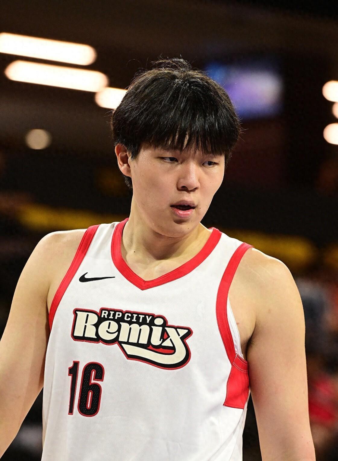 不能没有你，杨瀚森被开拓者紧急召回，为季后赛做准备！小杨被下放联盟的几场比赛