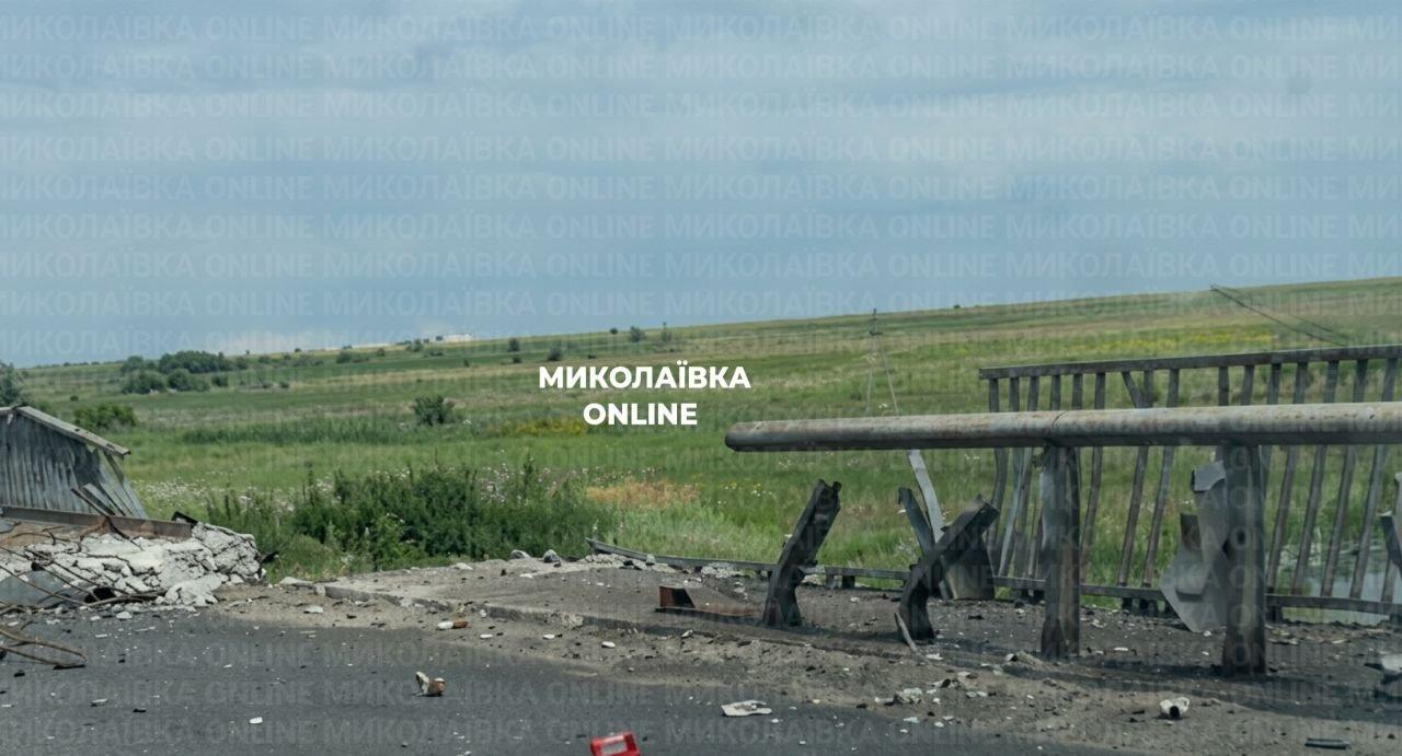 两枚俄罗斯KAB滑翔炸弹袭击了位于顿涅茨克州斯洛维扬斯克（Slovyansk