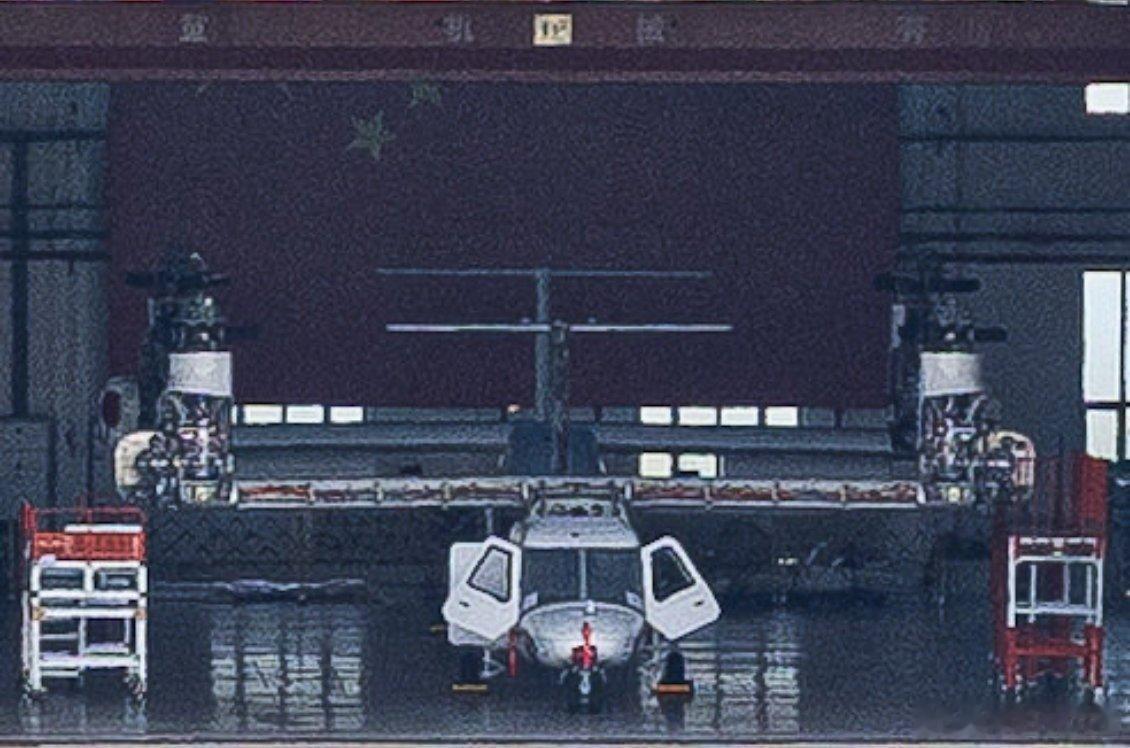 没想到，进度这么快[大笑]R6000才试AES100发动机，尾翼类似鱼鹰，进度明