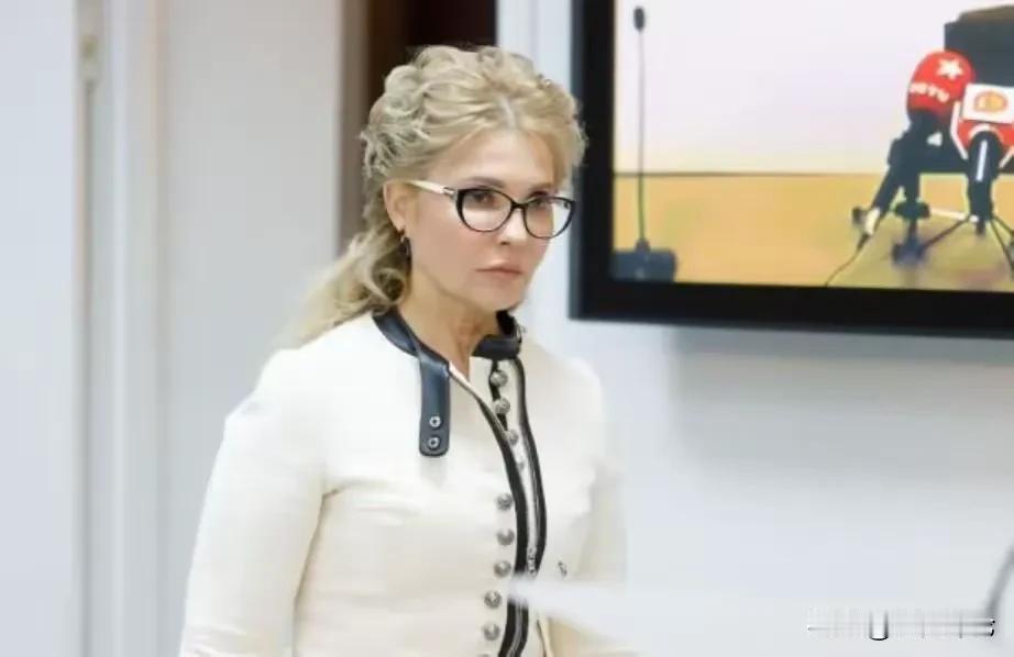 乌克兰为何要把色情制品“合法化”？尽管遭遇了前总理尤利娅·季莫申科等政治人物的