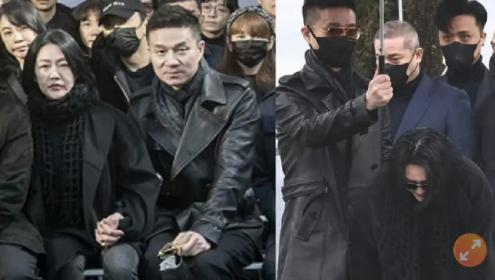 许雅钧和小S都在刷大S的热度，夫妻都是一类人，利益为先。大S年轻的时候在娱乐圈