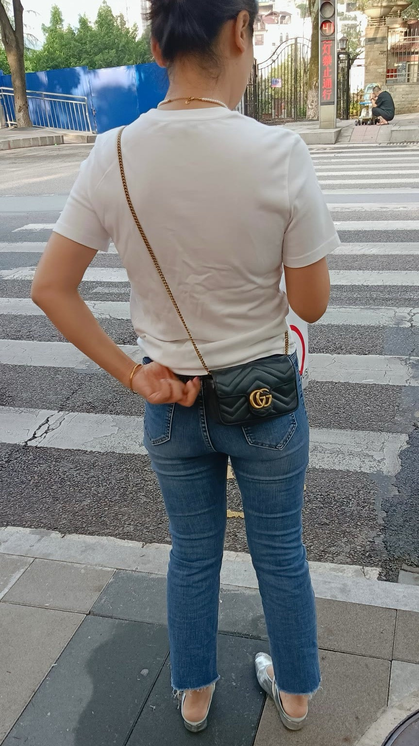 老铁投稿每日穿搭​​​