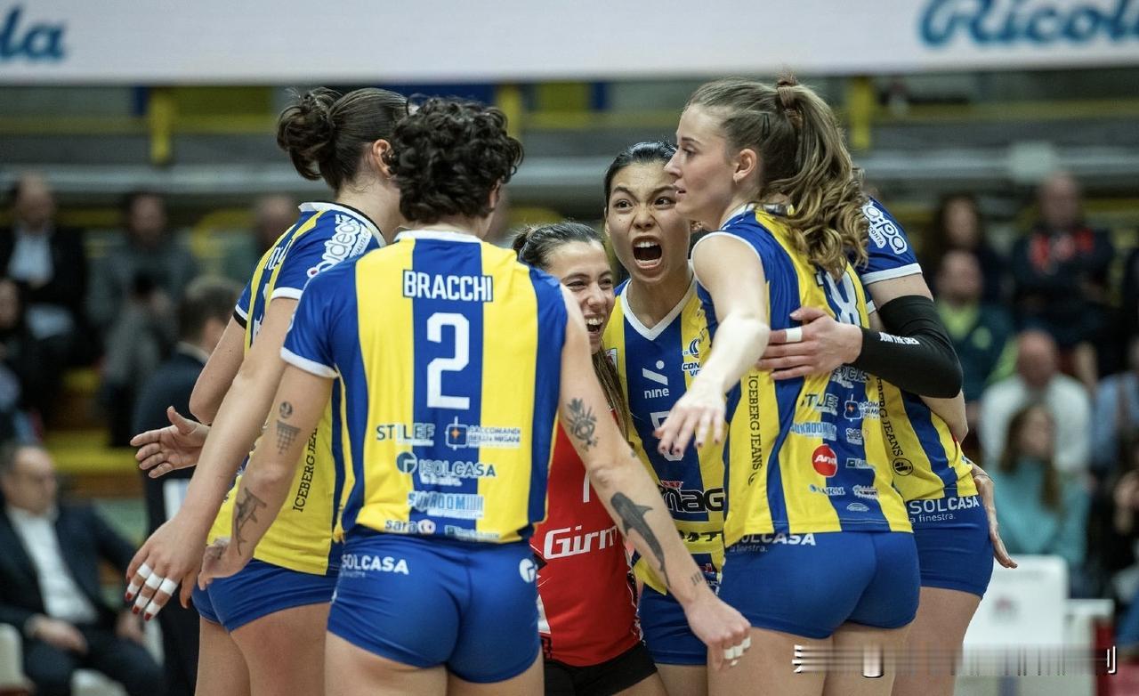 2025-2026赛季意大利🇮🇹女排联赛常规赛第十三轮，布斯托阿西齐奥3-1