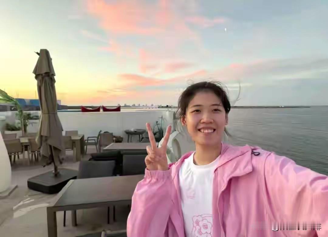 女排名将李盈莹更新状态！刚刚李盈莹更新了自己的状态！我们知道现在的中国女排