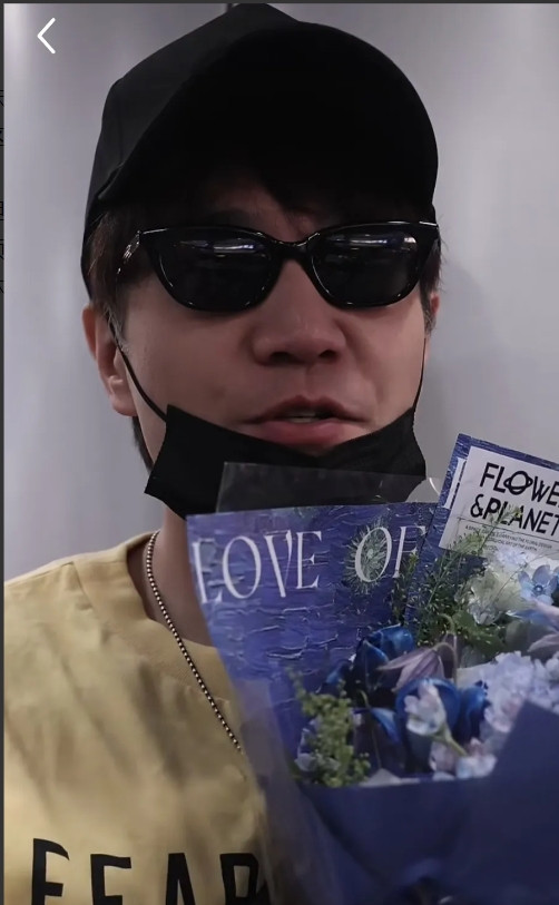 王铮亮也到长沙开始录制《披荆斩棘五》了哈，看路透，哥哥和接机小伙伴聊天很平和，大
