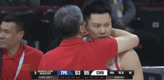 李弘权拿9分11板，最后时刻太惊艳，郭士强感谢他救命李弘权是一个奇葩的球员，