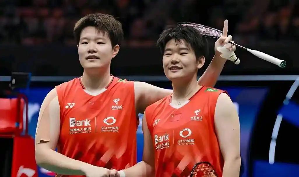 北京时间6月3日上午，刚刚结束了一场2026年印尼羽毛球公开赛女双1/16决赛，