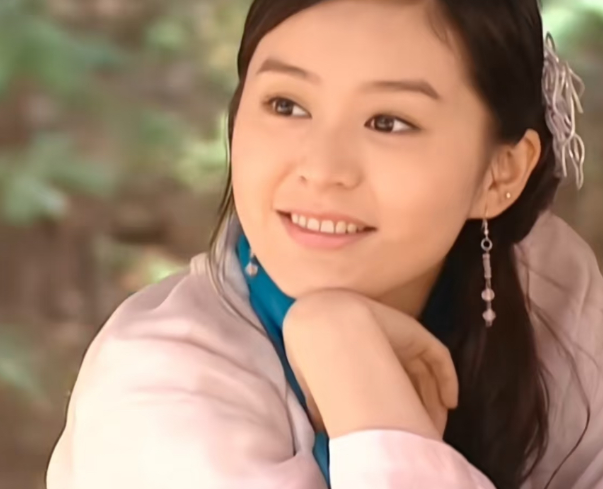 还记得《小鱼儿与花无缺》的小仙女吗如今42岁的柏雪重新重扮小仙女！小鱼儿与花