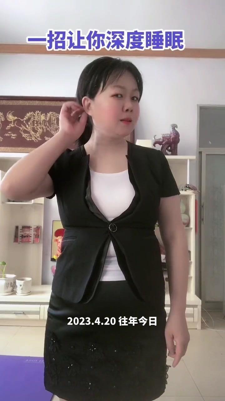 最近试了很多助眠方法，发现这个闭眼就能睡的小技巧超实用！1️⃣睡前1小时调暗