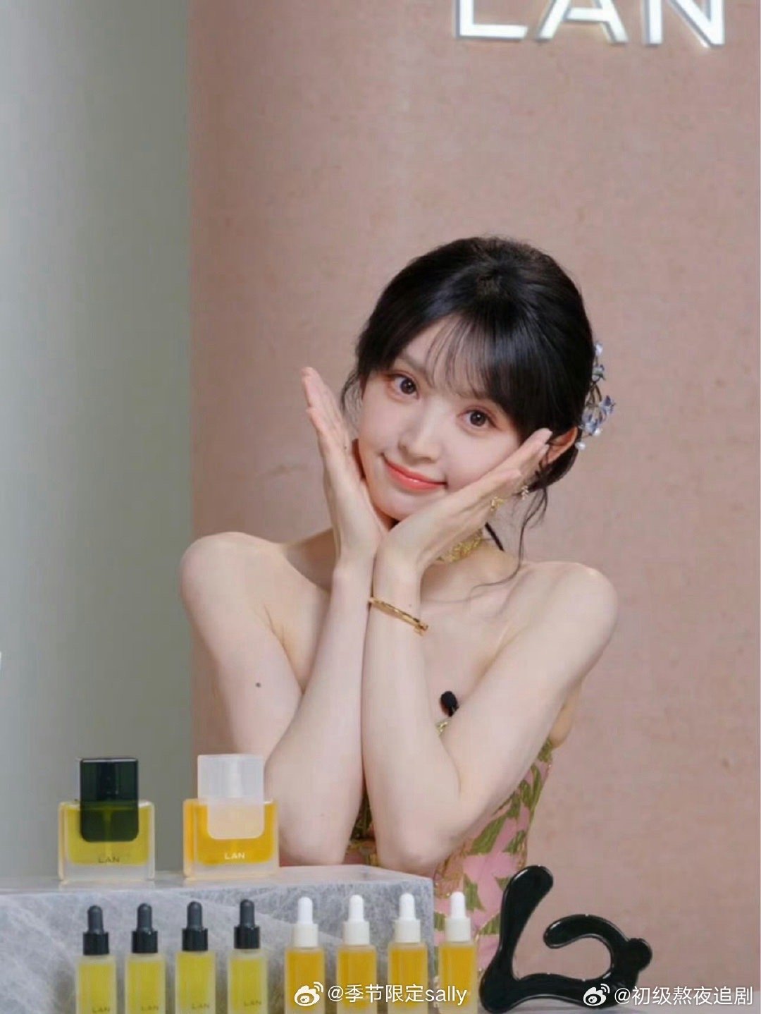 赵露思田曦薇活动生图，是一个level的嘛