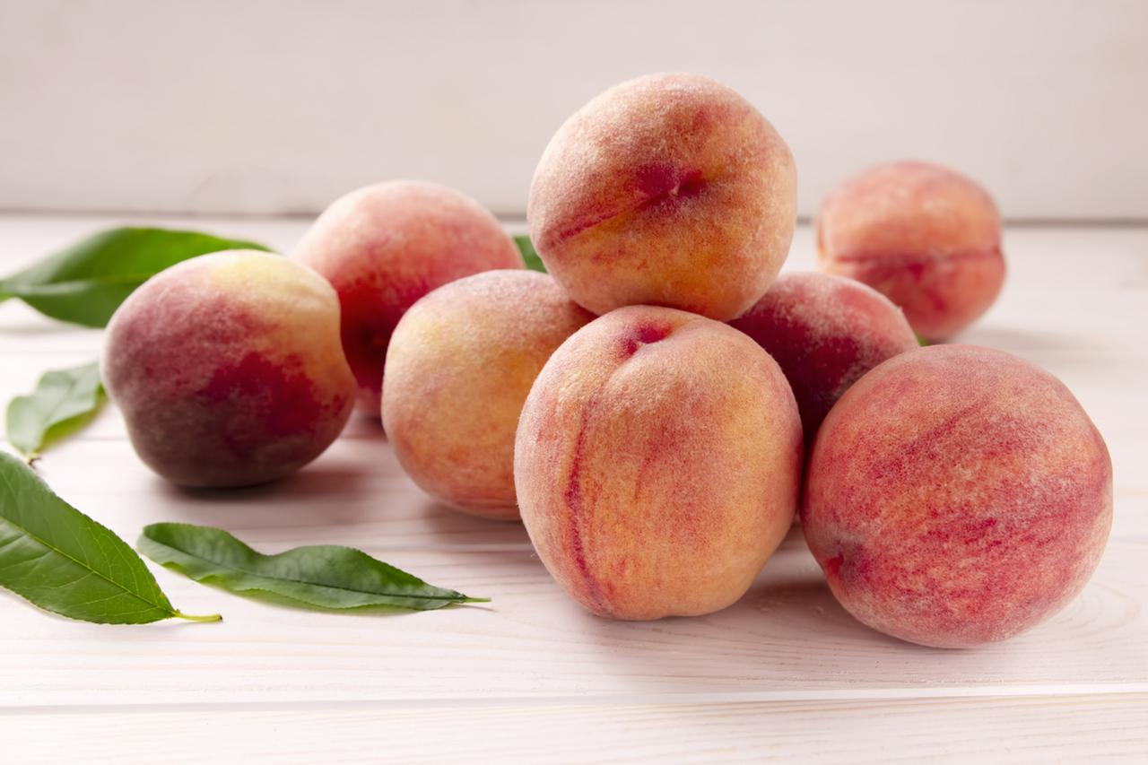 桃子是血糖的催化剂？医生建议：若想血糖正常，5种水果少吃桃子甜得像初恋，但对血