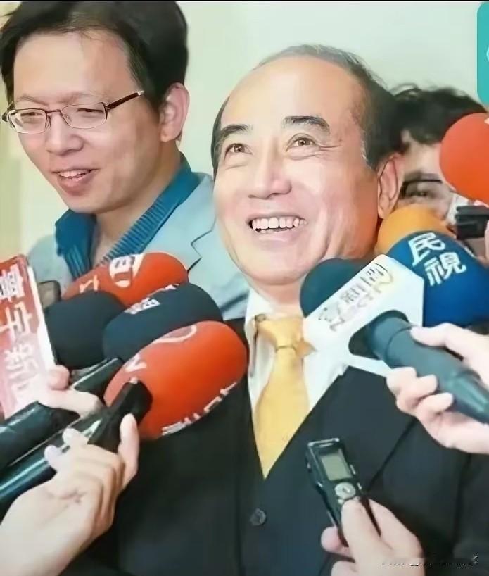 王金平提出"主权同属一中、防务外交归中央"那天，美日媒体几乎同步炸锅。CNN