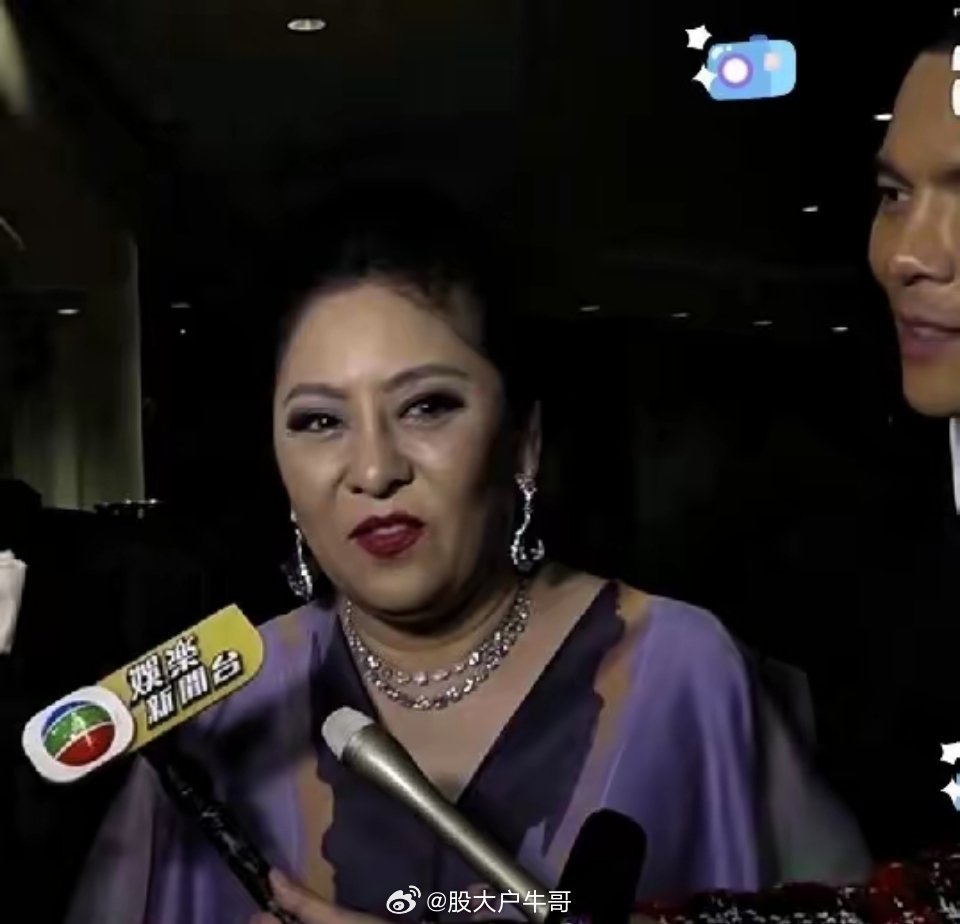 向太高调力挺锋菲，反被网友扒旧账狠狠打脸谁也没想到，向太本想好心出来站队发声，最