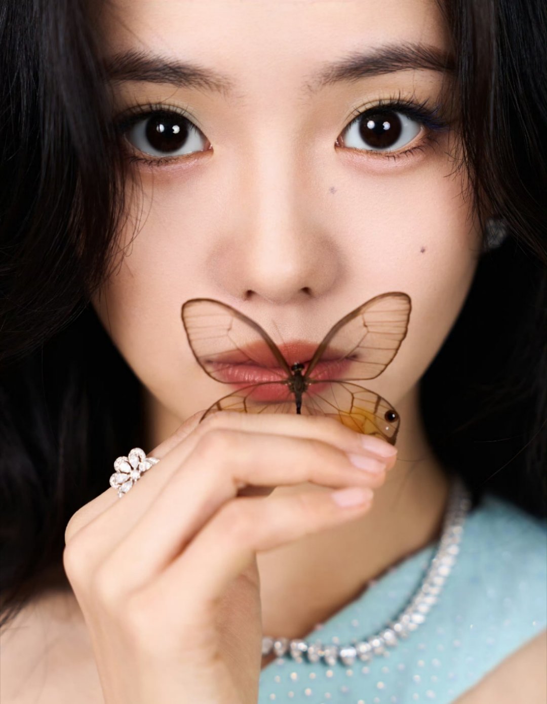 刘浩存你是更漂亮的小蝴蝶！一直向前走吧！