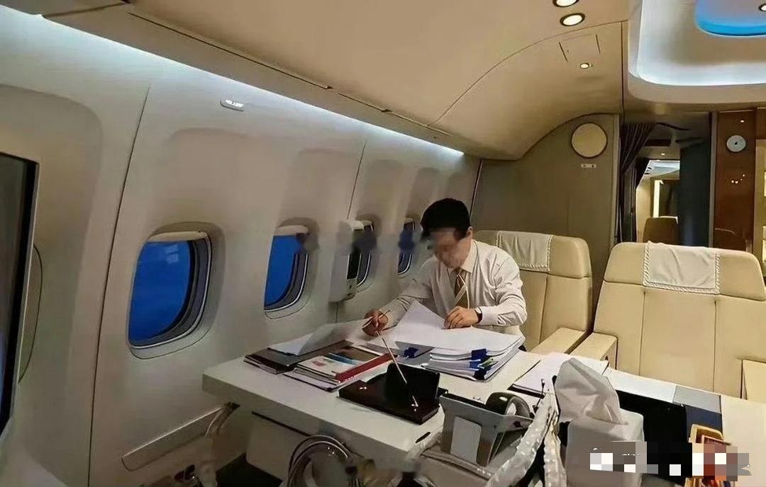 原来有钱人坐飞机是这样的吗？