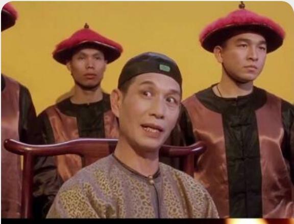 你好大的官威啊，包大人！我从来没见过把一个太监演的如此入木三分的人！那些混到