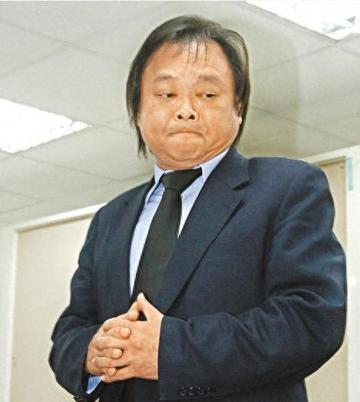 从父亲叛变致1800名地下党人遭捕、英烈就义，到儿子王世坚甘当“台独”急先锋，这