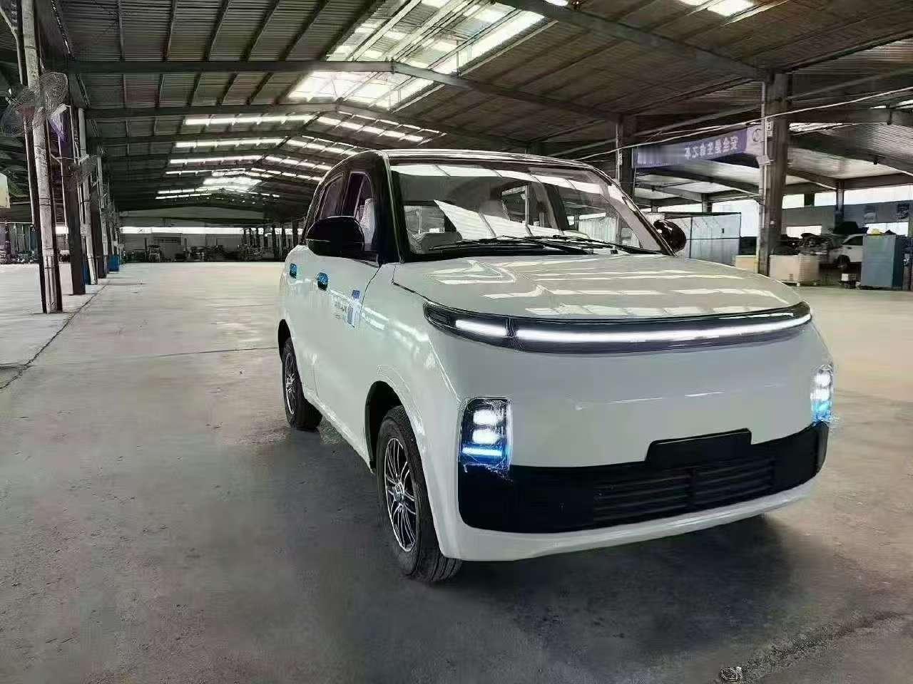 卧槽，不仅有星环灯，还设计了小蓝灯！现在老头乐真的是无所不能无所畏惧了！特来哥理