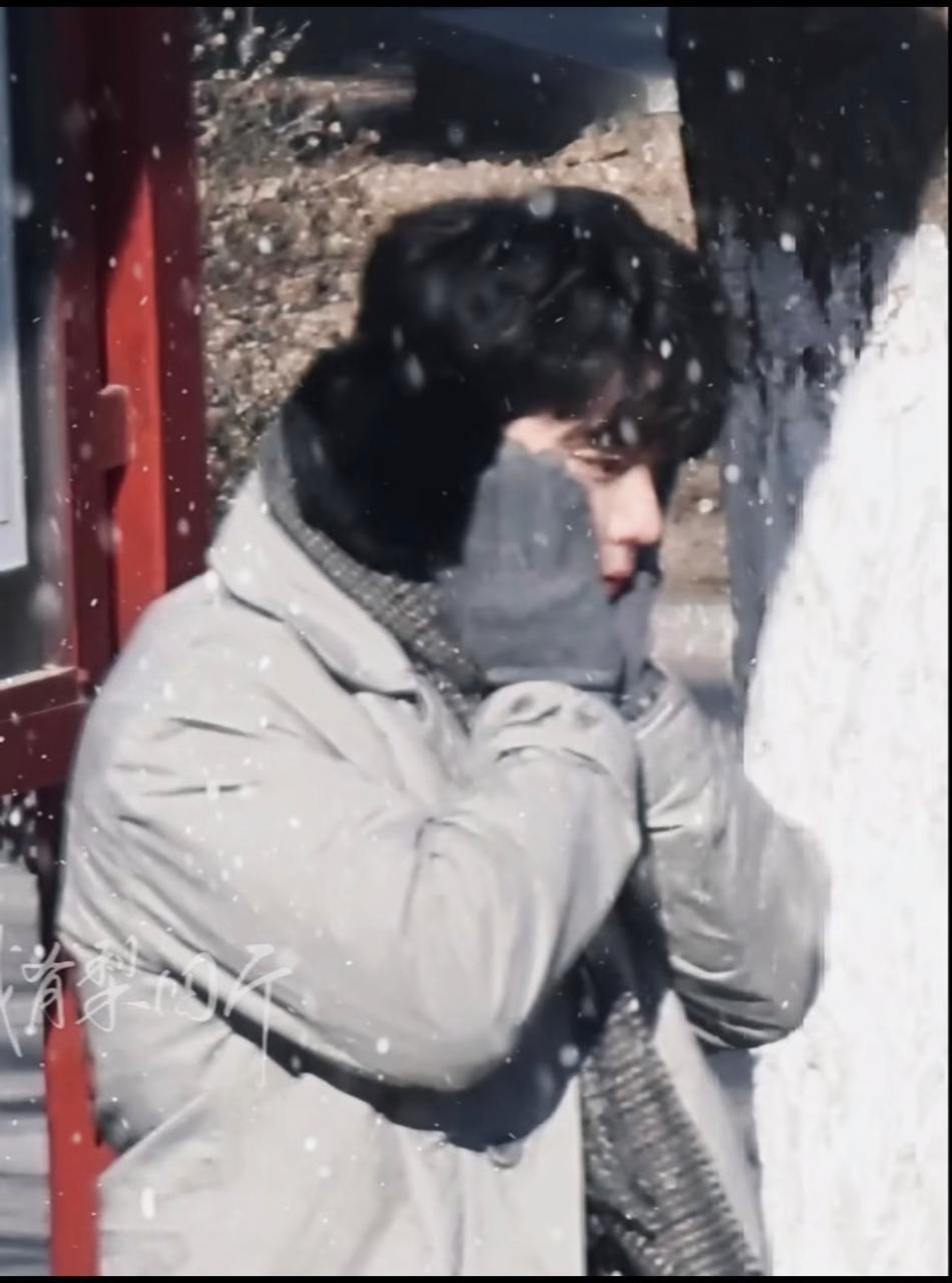 肖战真的不是在拍韩剧吗？（对不起又发路透了，太帅了）