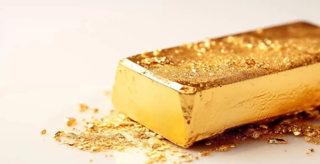 金价狂飙, 年内涨超1000美元! 普通投资者的机会在哪?