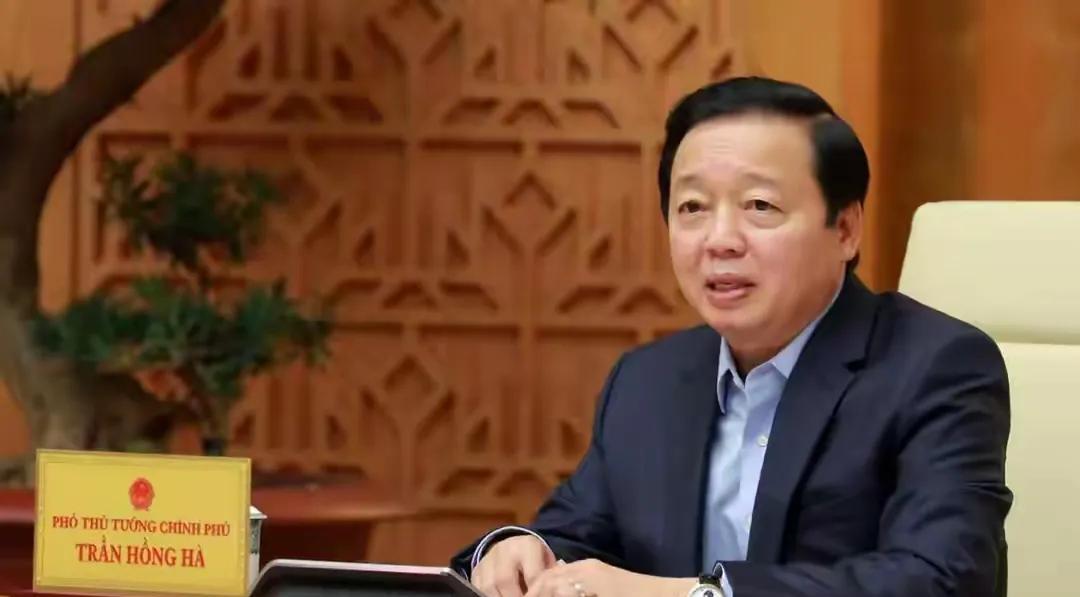 买了韩国大炮放在中越边境，转头又向中国要铁路技术！越南这波操作太六了前段时间越