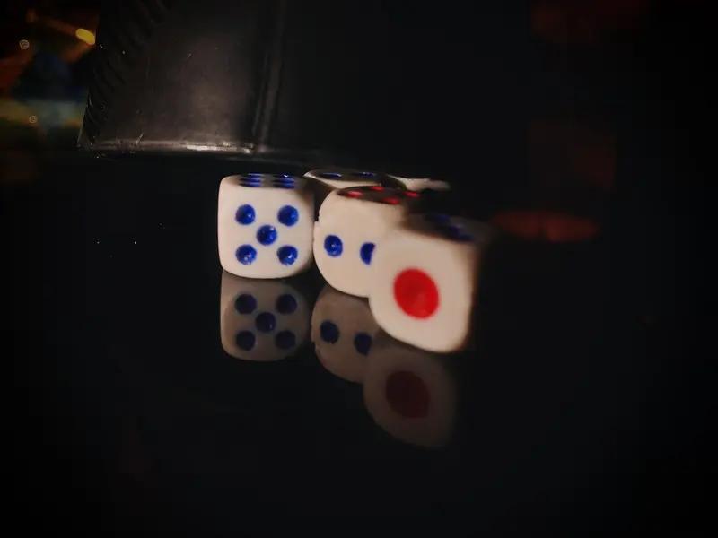 赢2700万却被赌场留人2小时！看懂这场温柔套路，才知道什么是顶级人性局我
