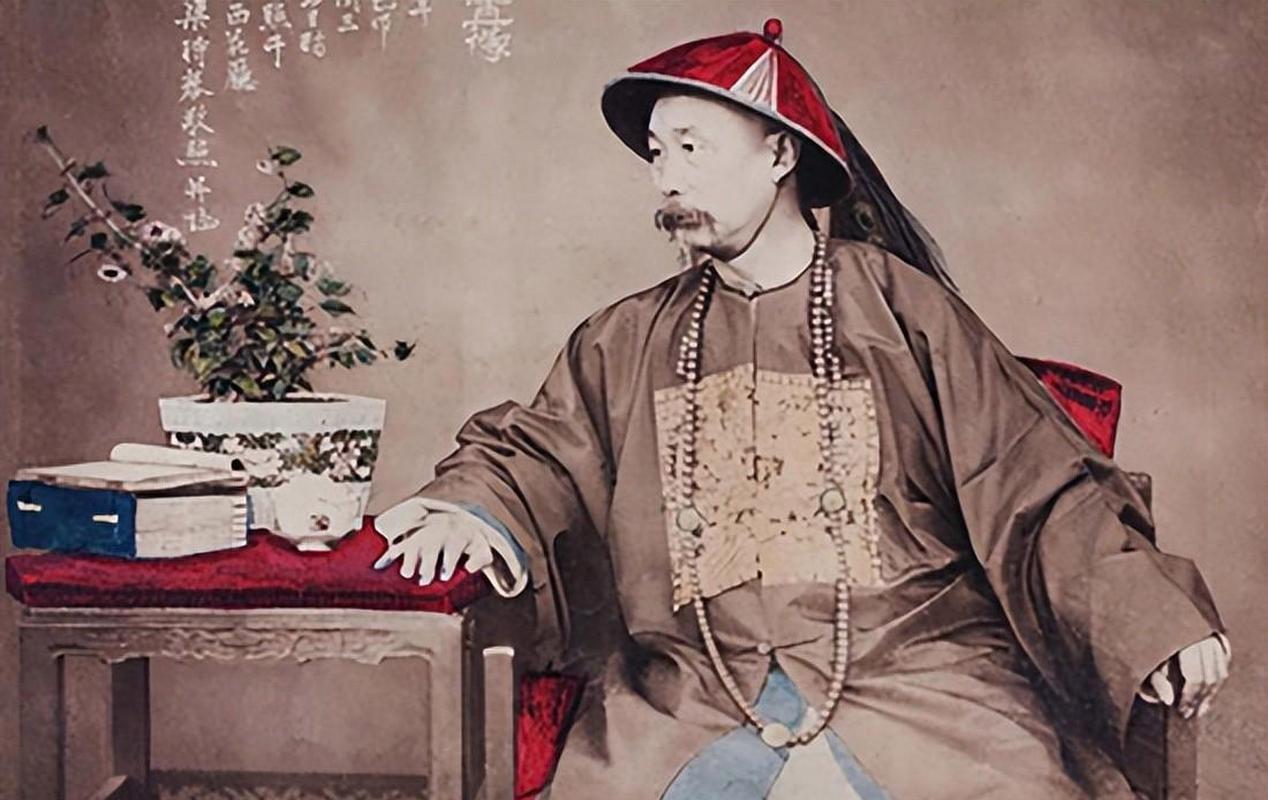 两位封疆大吏自掏腰包，给手下一个九品小官买了个知州，这事在清代官场堪称奇闻。事情