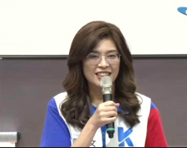 郑丽文赞许淑华：国民党需要“雪中送炭”，不是“锦上添花”郑丽文今天(9月23