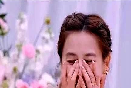 李小璐估计脸都绿了她怎么也没想到前夫贾乃亮永远忘不掉的女人不是自