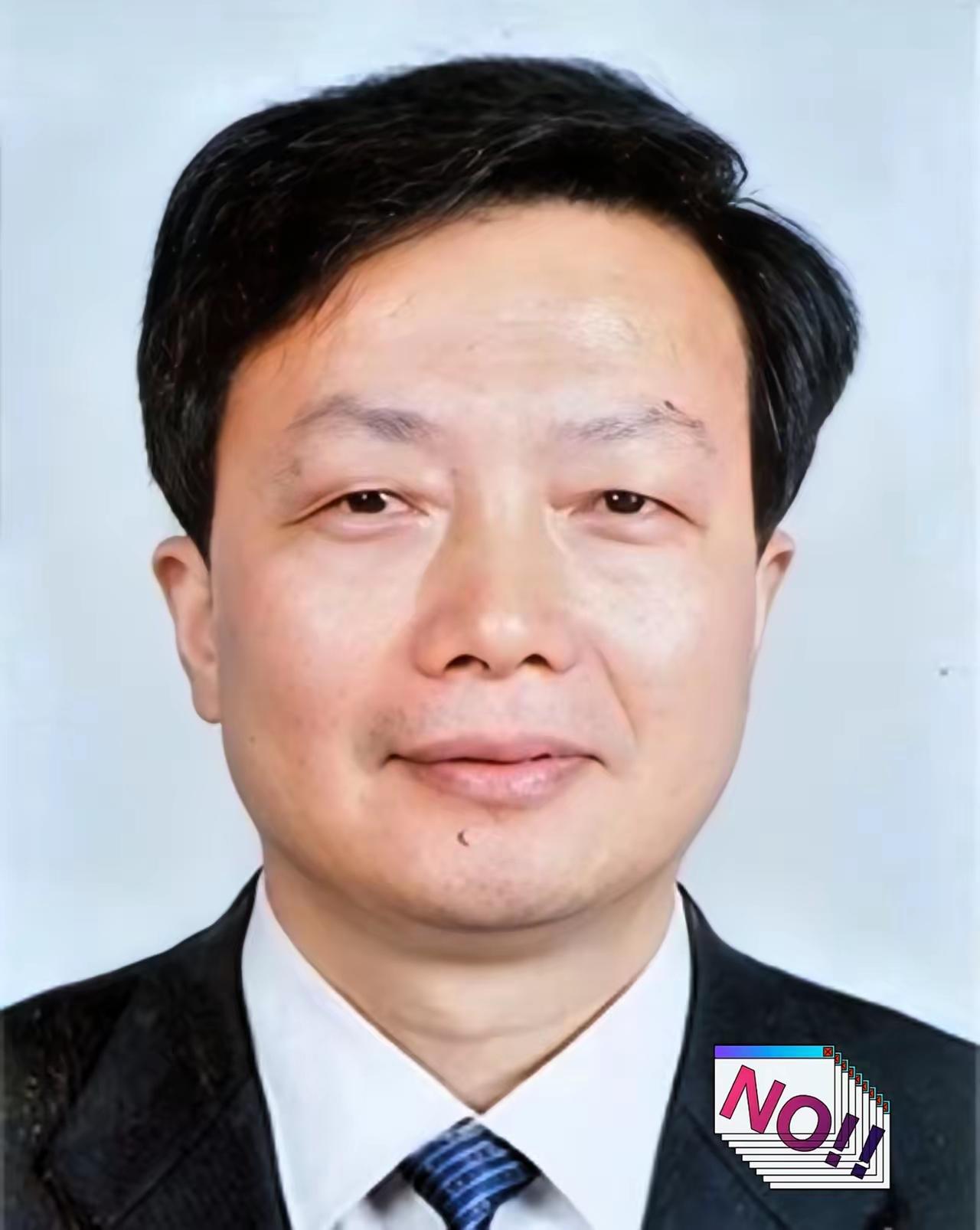 刚刚刷到一则通报，直教人脊背发凉。73岁，退休快8年，照样被连根拔起。董昭礼