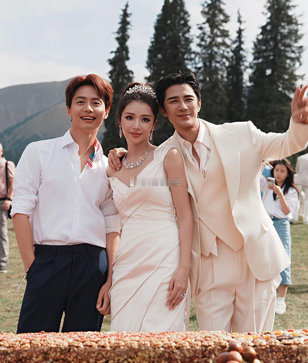 晚晚奚梦瑶麦迪娜三种不同的婚礼形式你更欣赏哪一种呢？