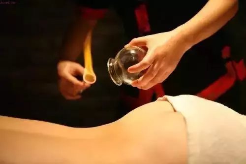 拔罐方法不对=缩短生命, 中医提醒, 拔火罐警惕三个禁忌