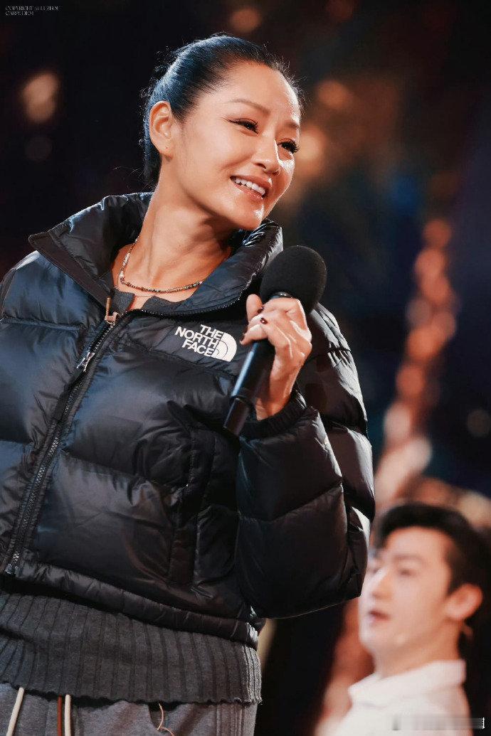 瞿颖真的不干了救命！瞿颖说不干了就真没来！一公直播少了这位抓马女王，瞬间觉得少点