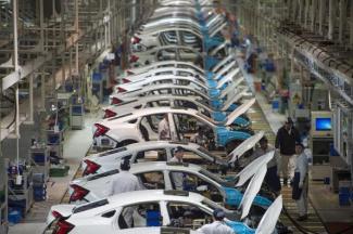 大跌48%！七大日系车企利润近乎腰斩结合日经亚洲评论发布的预测，2026