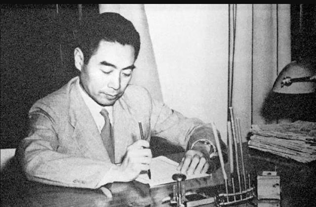 他是被周总理惦记了20年的“叛徒”，1952年，听闻他在香港穷困潦倒后写信给他：